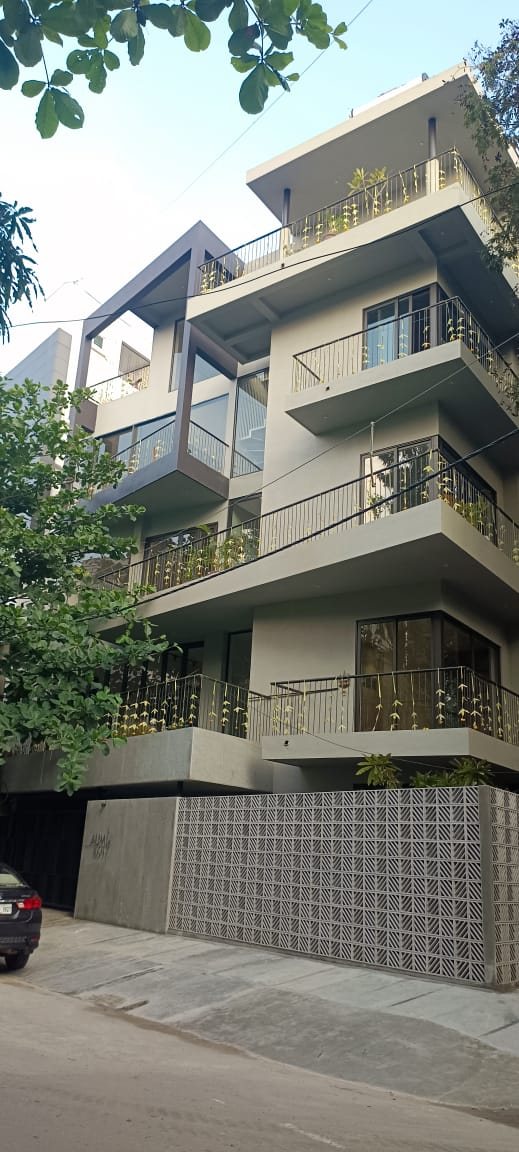 Residential villa by Naveen Associates, Bengaluru